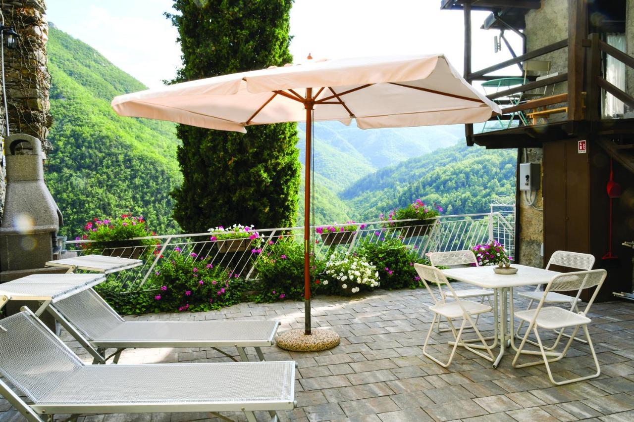 Agriturismo Nonnamelia Nasino ภายนอก รูปภาพ