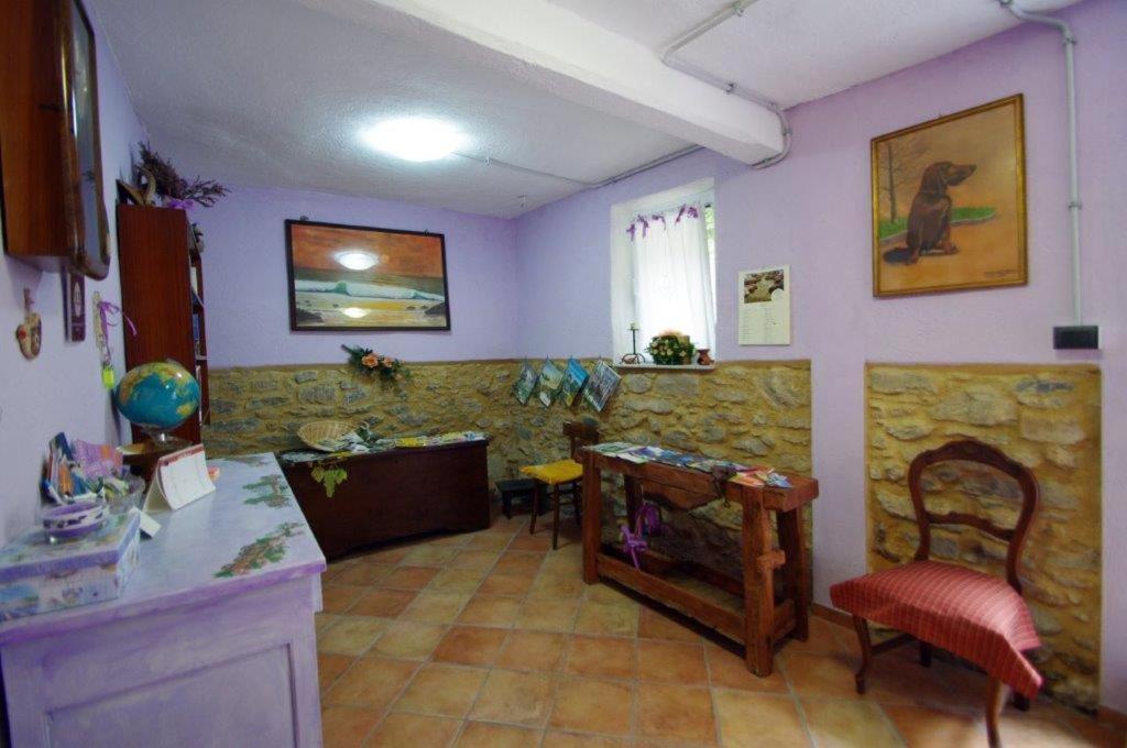 Agriturismo Nonnamelia Nasino ภายนอก รูปภาพ