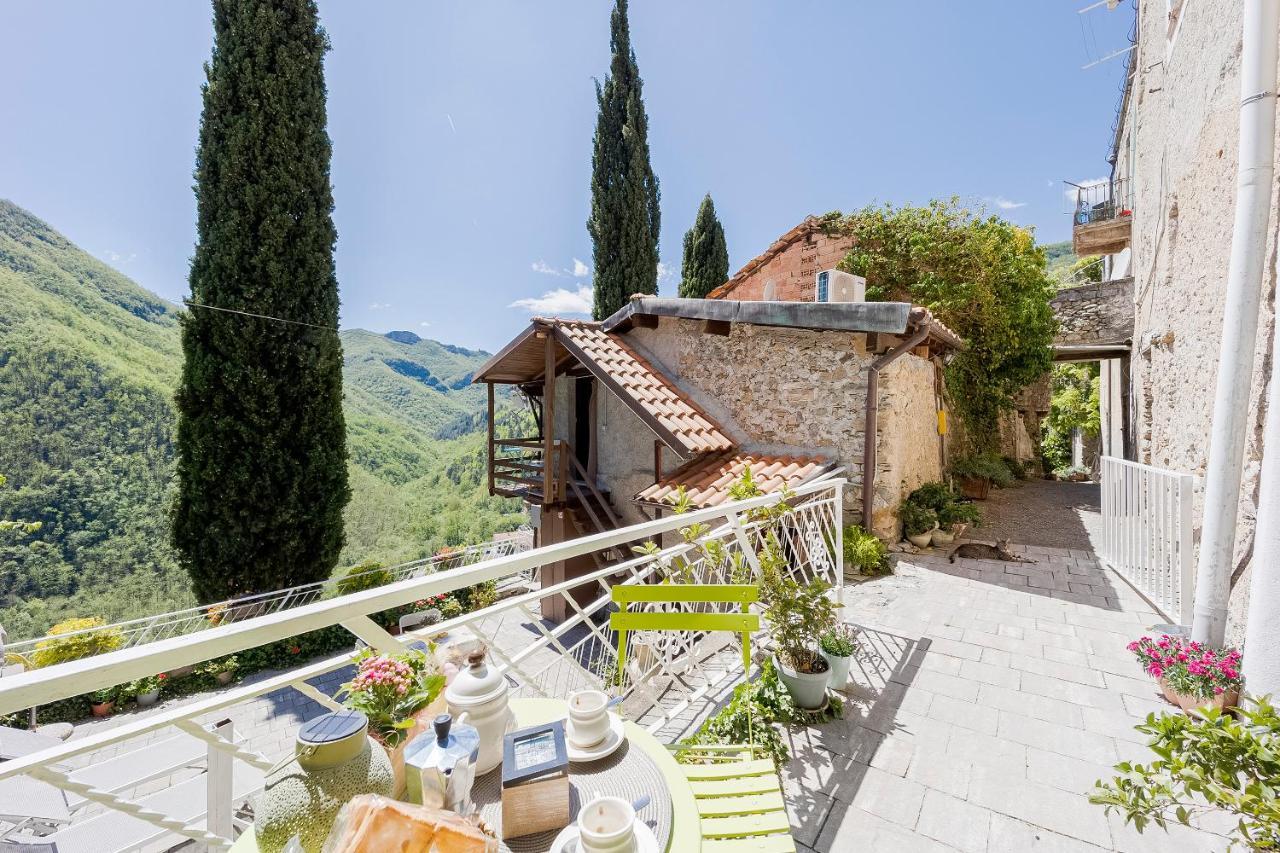 Agriturismo Nonnamelia Nasino ภายนอก รูปภาพ